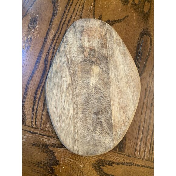 Handmade Wooden Cutting Board - Picture 2 of 5